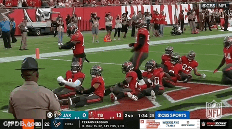 Tampa Bay Buccaneers Row The Boat GIF