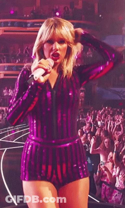 Taylor Swift Dancing And Singing On Camera GIF