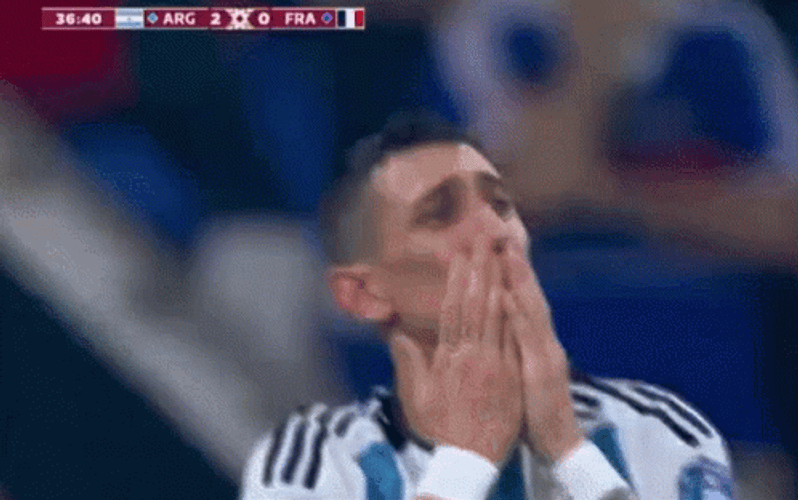 Team Argentina Angel Di Maria Heart Hand GIF