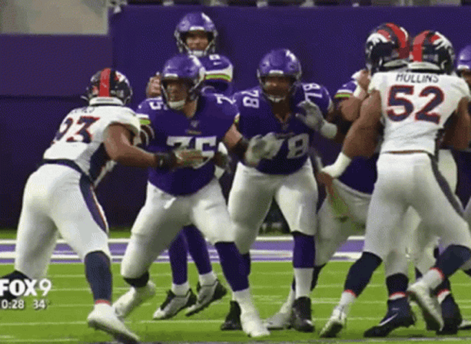 Thats My Quarterback Kirk Cousins Pass Fail GIF
