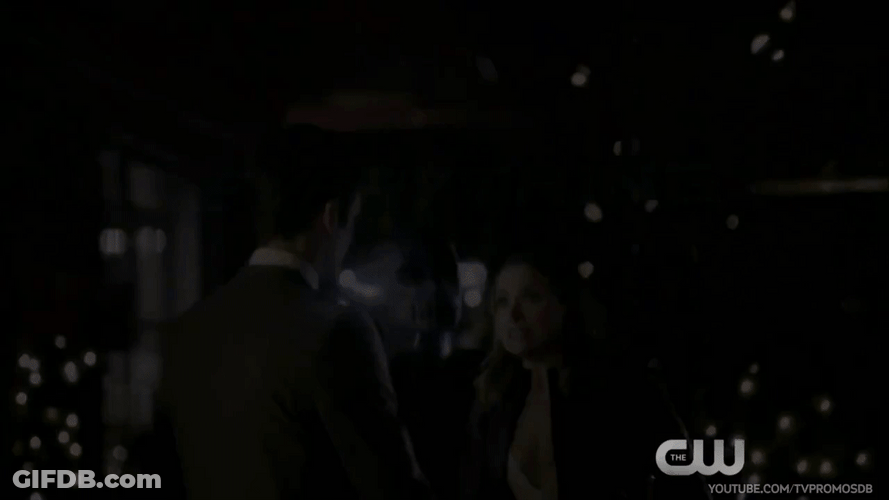 The Flash Barry Allen Caitlin Snow GIF