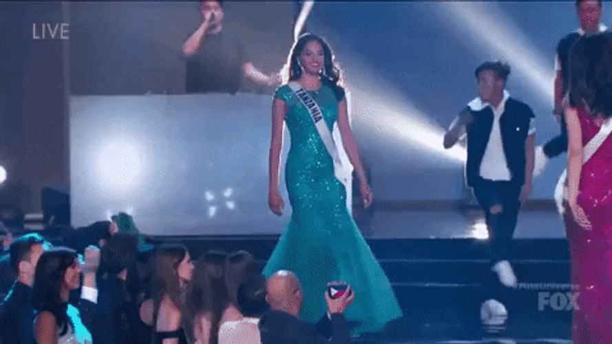 They Missed Iris Mittenaere GIF
