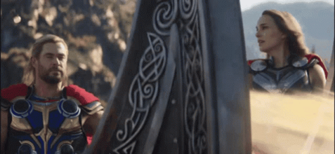 Thor Love And Thunder Jane With Thor GIF