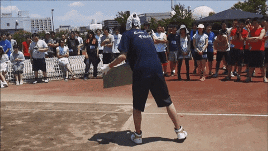Throwing Computer Japan Pc GIF
