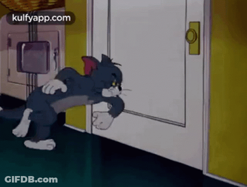 Tom And Jerry Next To Door GIF