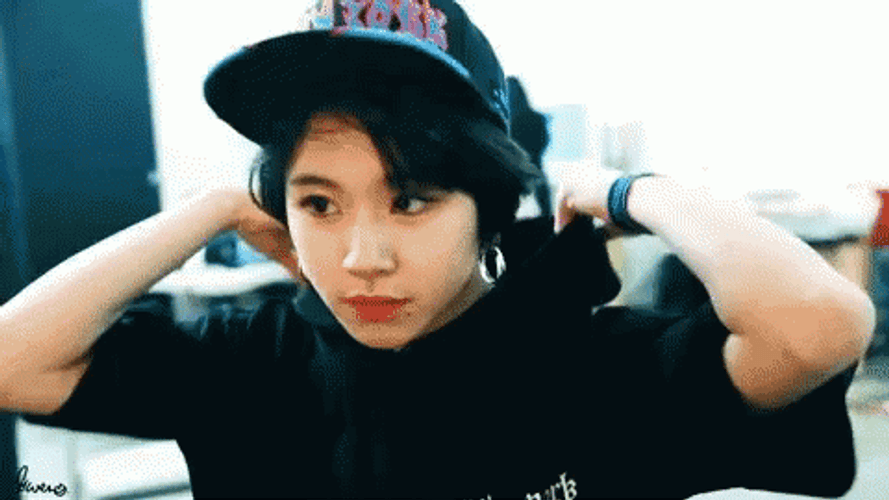 Tomboy Twice Chaeyoung Short Hair GIF