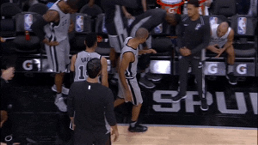 Tony Parker Manu Ginobili Hug GIF