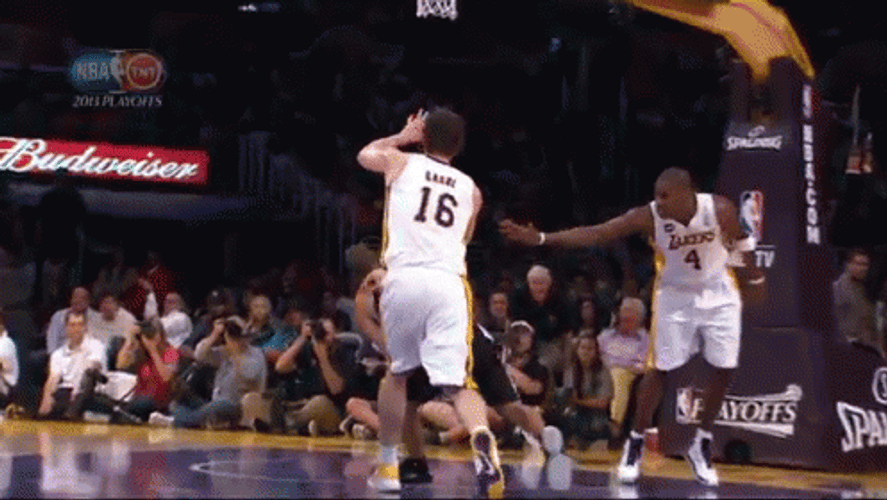 Tony Parker NBA Spurs Lakers GIF