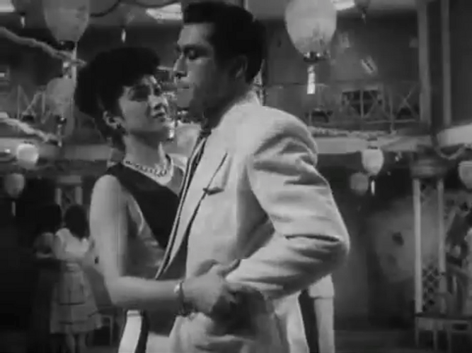 Toshiro Mifune Dancing During 40S GIF