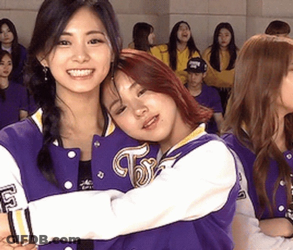 Twice Chaeyong Hugging Tzuyu GIF