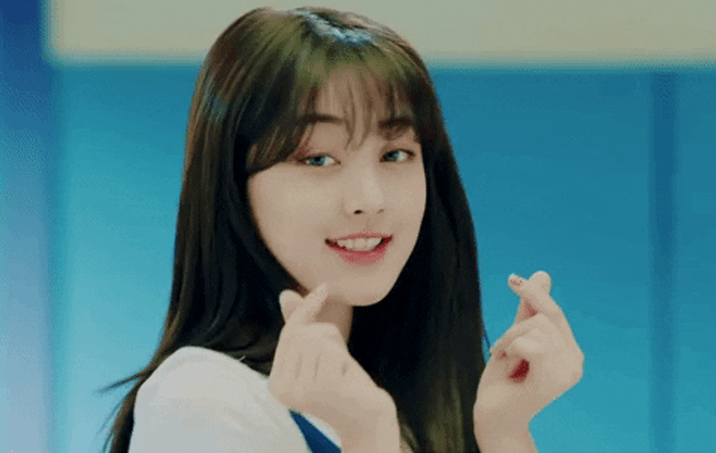 Twice Jihyo Finger Heart GIF