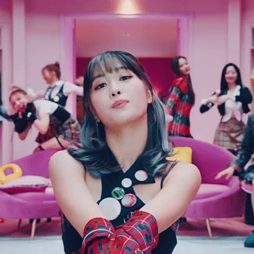 Twice Momo Make Up GIF