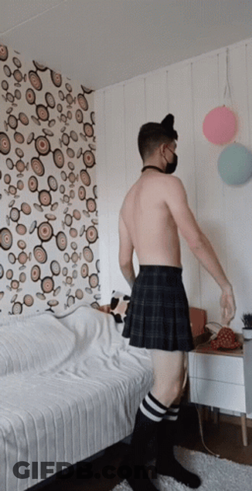 Twinks Burst Of Creativity And Passion GIF