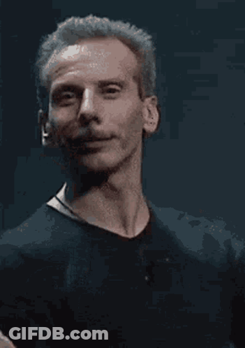 Two Men Questo Qua Mi Convince Poco Poco Poco GIF
