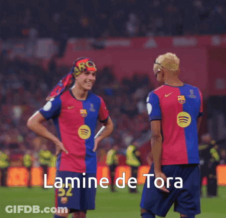 Two Soccer Players Lamina De Tora GIF