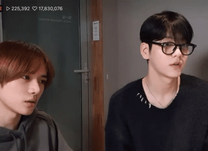 TXT Soobin Beomgyu Reactions GIF