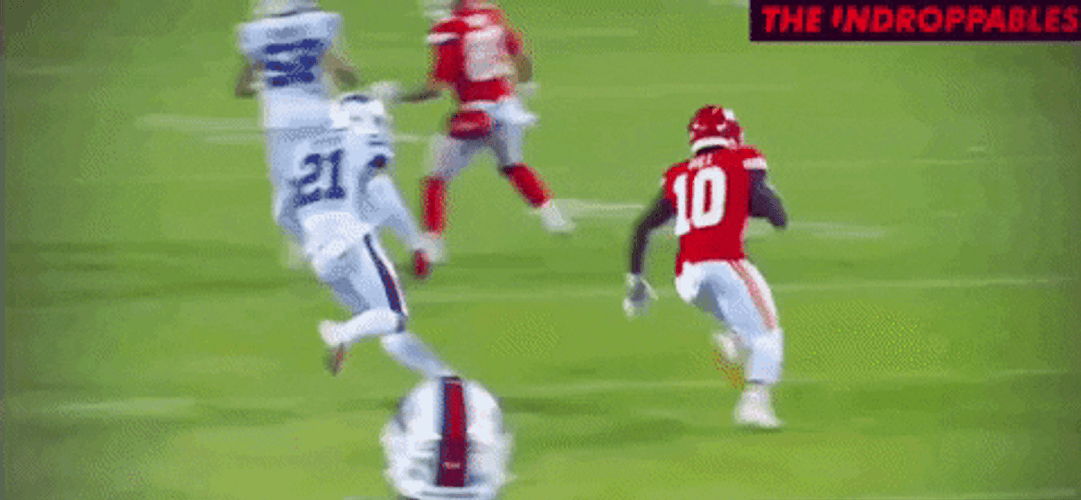 Tyreek Hill Giving Peace To Opponent GIF