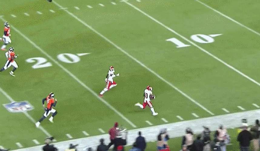 Tyreek Hill High Five While Running GIF