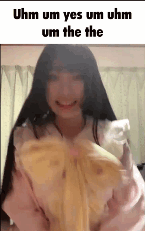 Um Kaguya Cosplay GIF