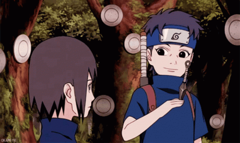 Ushiha Shisui Teaching Itachi Kunai Technique GIF