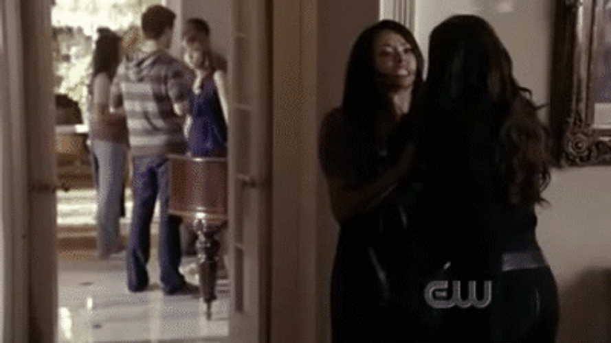Vampire Diaries Bonnie Trying Stop Katherine GIF