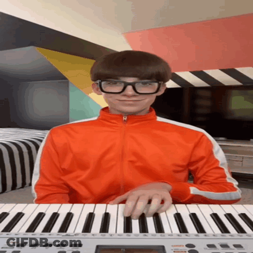 Vector Perkins Cosplayer Reverse Card Uno GIF