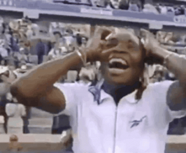 Venus Williams Happily Laughing GIF