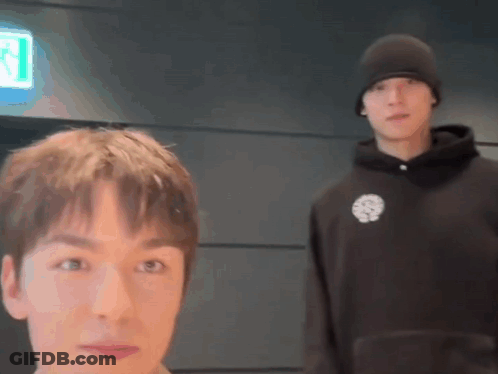 Vernon Mingyu GIF