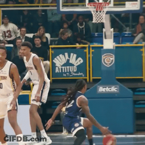 Victor Wembanyama Blocks Moses Moody GIF