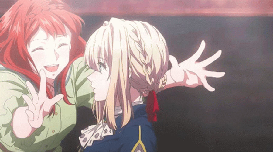 Violet Evergarden Luculia Hug GIF