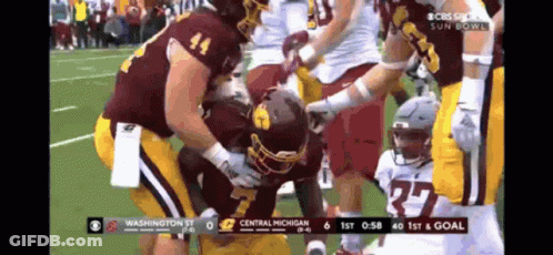 Washington Vs Central Michigan Football On CBS GIF