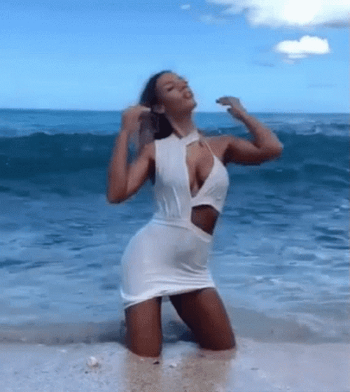 Wave Ruins Instagram Funny Beach GIF