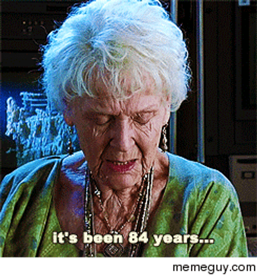 Well We're Waiting Rose Dawson Titanic GIF