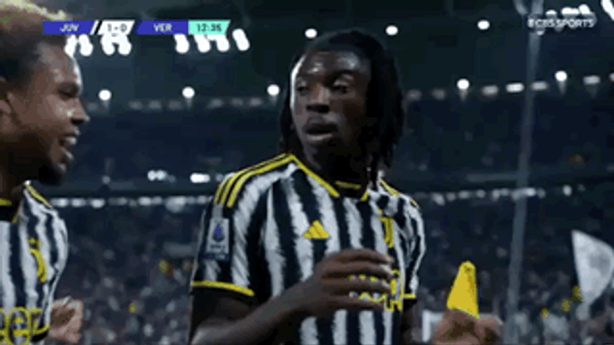 Weston Mckennie Dances With Teammates GIF