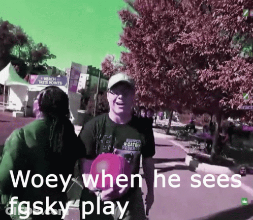 Woey Watching Fgsky Play GIF