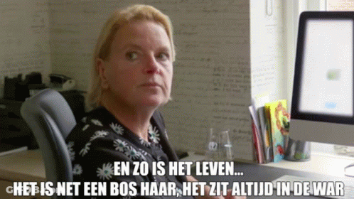 Woman At Computer En Zo Is Het Leven Het Is Net Een Bos Haar GIF