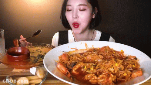Woman Eating Spaghetti With Spoon GIF
