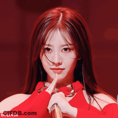 Woman Face Close Up Huluobo GIF
