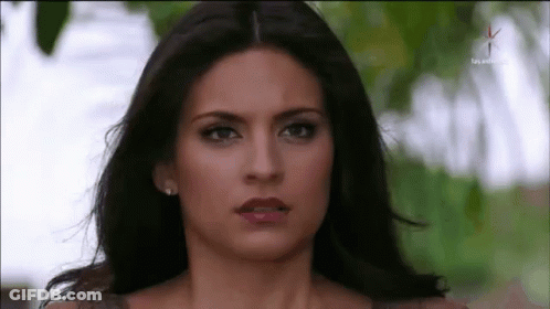 Woman Face On TV Saying La Nueva GIF