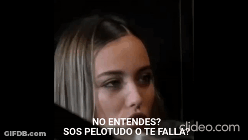 Woman Face Saying No Entendes GIF