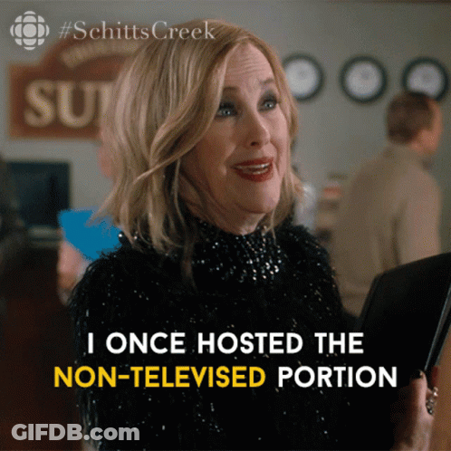 Woman From Schitt's Creek Saying I Once Hosted The Non-Television Portion GIF