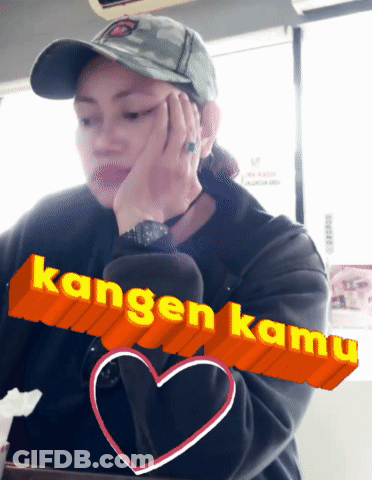 Woman In Hat And Watch Kangen Kamu GIF