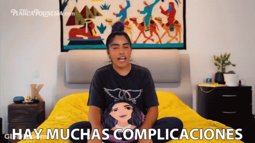 Woman On Bed Hay Muchas Complicaciones GIF
