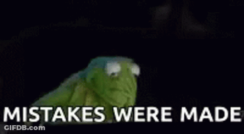 Woman Saying Bueno Minimo Hay Chisme Caliente On TV GIF