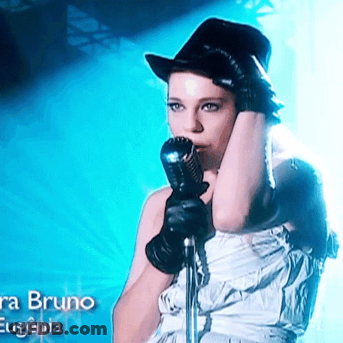 Woman Singing Into Microphone Bruno Eugenia GIF