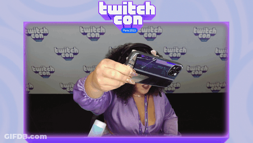 Woman Taking Selfie At Twitch Con GIF