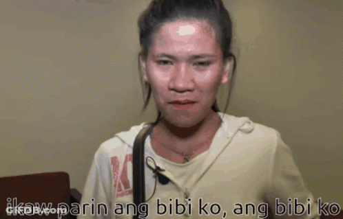 Woman With Microphone Saying Ikaw Parin Ang Bibi Ko Ang Bibi Ko GIF