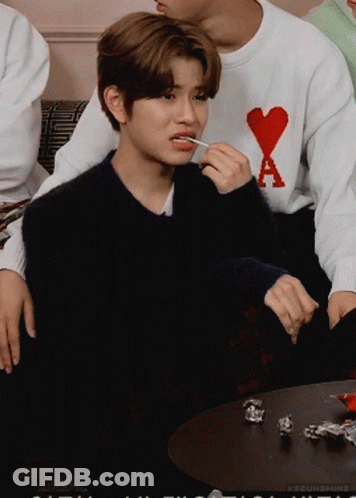 Young Man Smiling Sonrie Si Eres Solo De Vio GIF