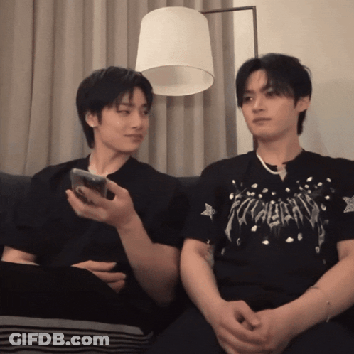 Young Man Yellow Shirt Naniwa GIF