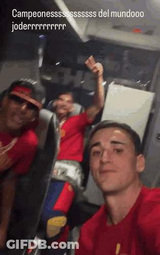 Young Men Posing Campeonesssss Del Mundoo Joderrrrrrr GIF